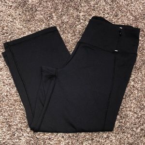 Calia Carrie Underwood Wide Leg Cropped Leggings